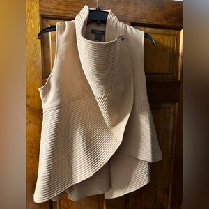 Gracia Trapunto Stitched Sculptural Beige vest